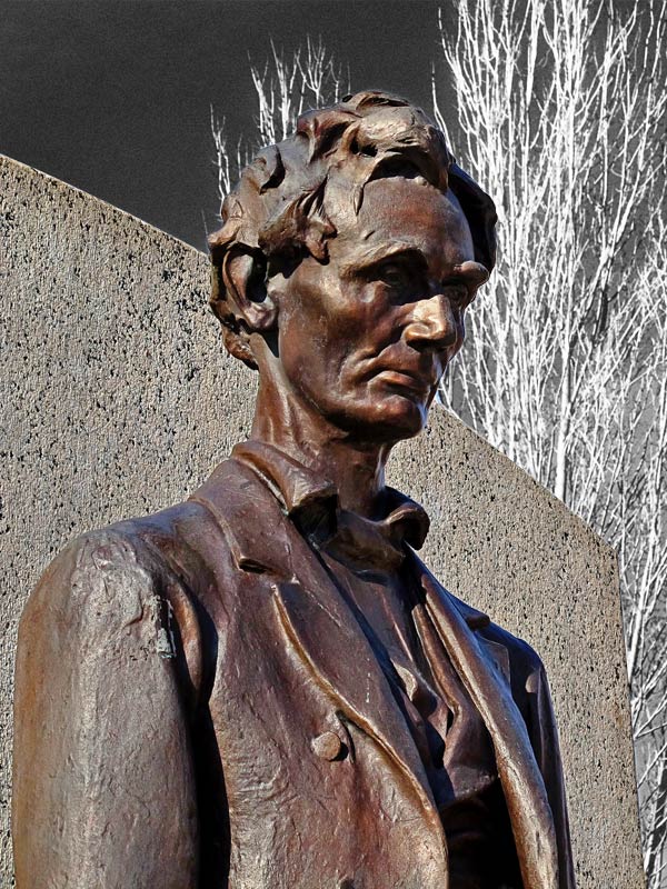 The Lincoln Statue at the Illinois State Capitol