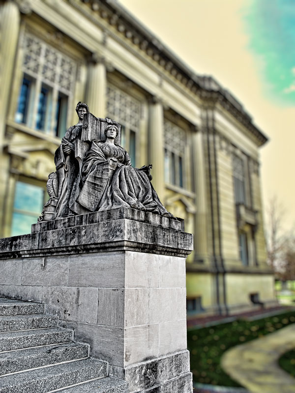 The Illinois Supreme Court Building